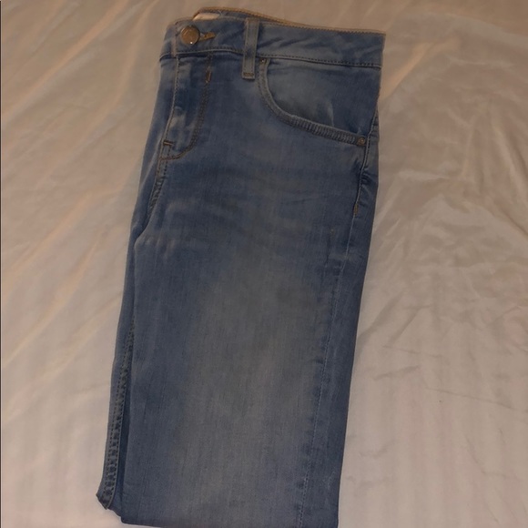 Zara low/mid rise jeans - Picture 1 of 3